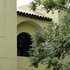 Ficha: Av. La Paz 1877