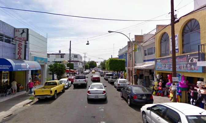 Av. Manuel Acuña, en Santa Tere