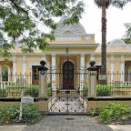 Ficha: Libertad 1725 – Casa Pérez Bouquet