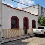 Salvador Agraz 1163 y 1173